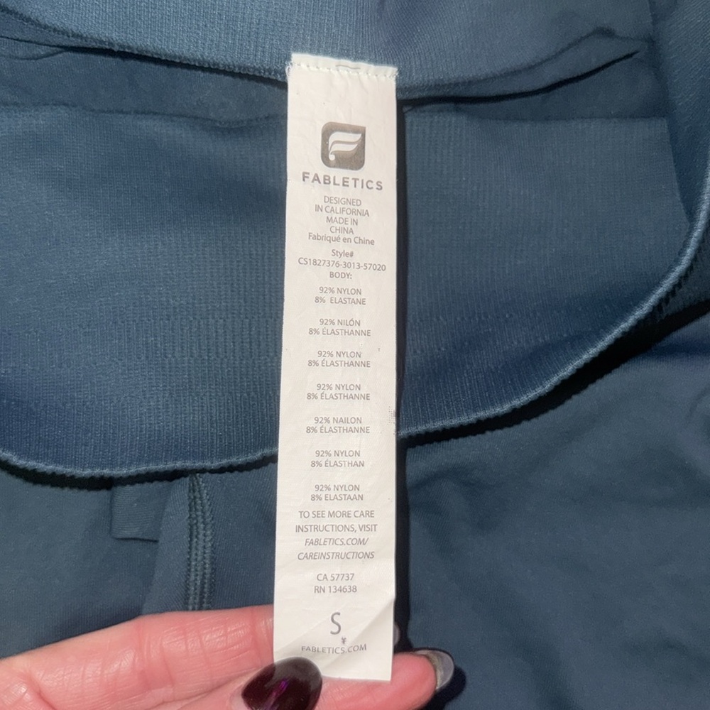Fabletics. Size Small. Tiny Holes On Sides. - image 3